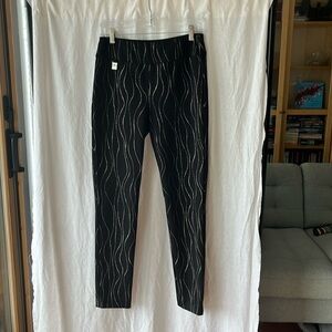 Joseph Ribkoff - size 6 - black leggings with wavy silver lines